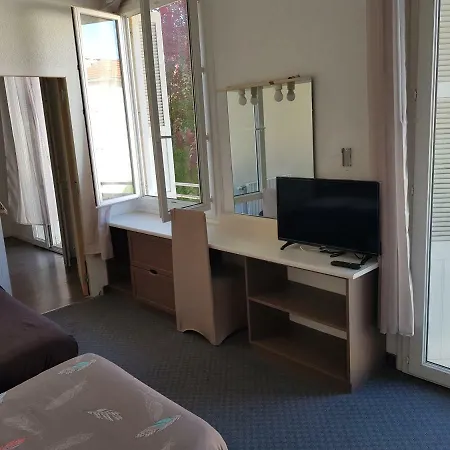 18 Rue Des Petits Fosses - 5 Apartman Lourdes